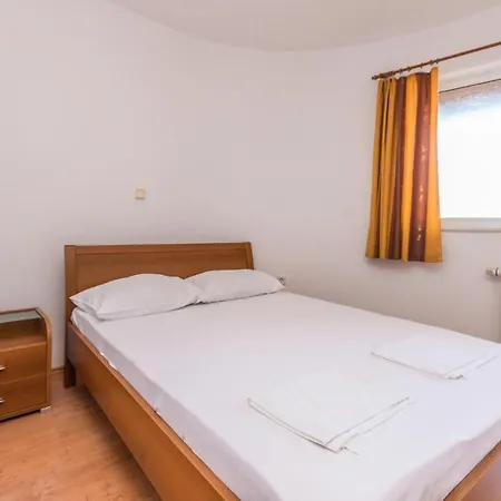 Apartman Gorgeous In With Wifi Pakostane